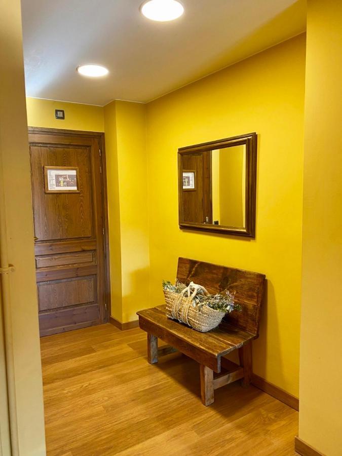 Campalans Hotel Rural Bungalows Mobilhomes Borreda ภายนอก รูปภาพ