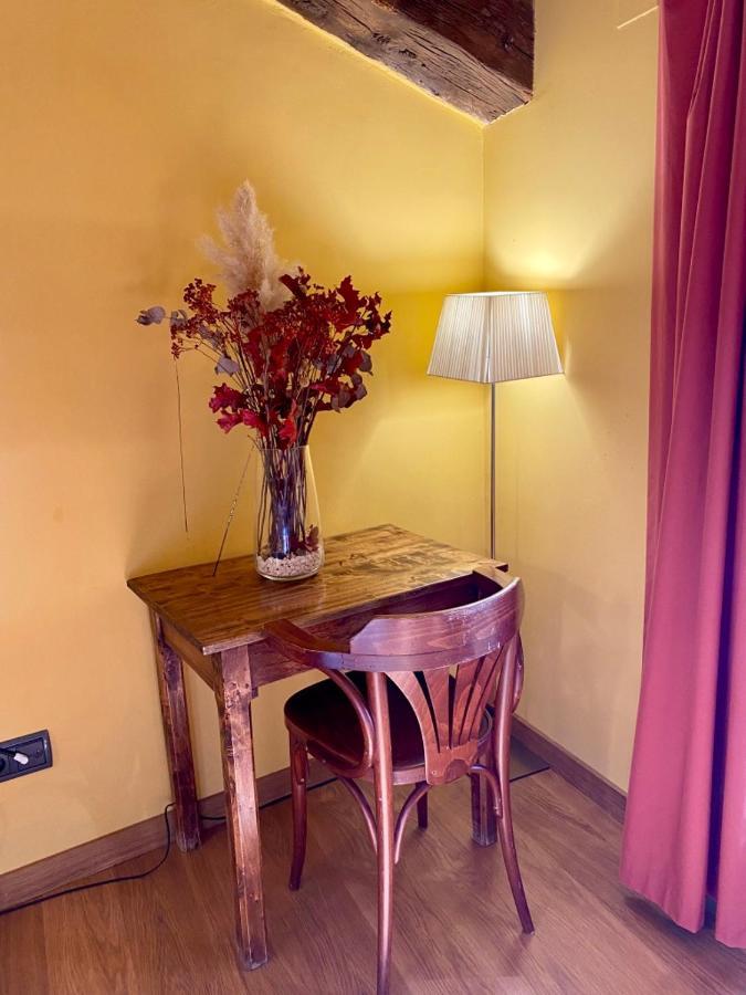 Campalans Hotel Rural Bungalows Mobilhomes Borreda ภายนอก รูปภาพ