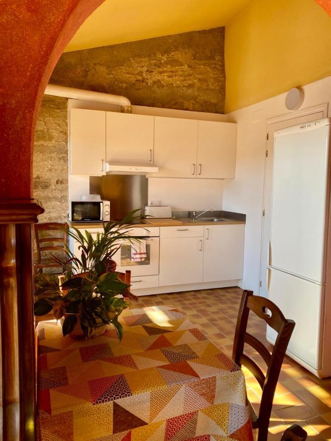 Campalans Hotel Rural Bungalows Mobilhomes Borreda ภายนอก รูปภาพ