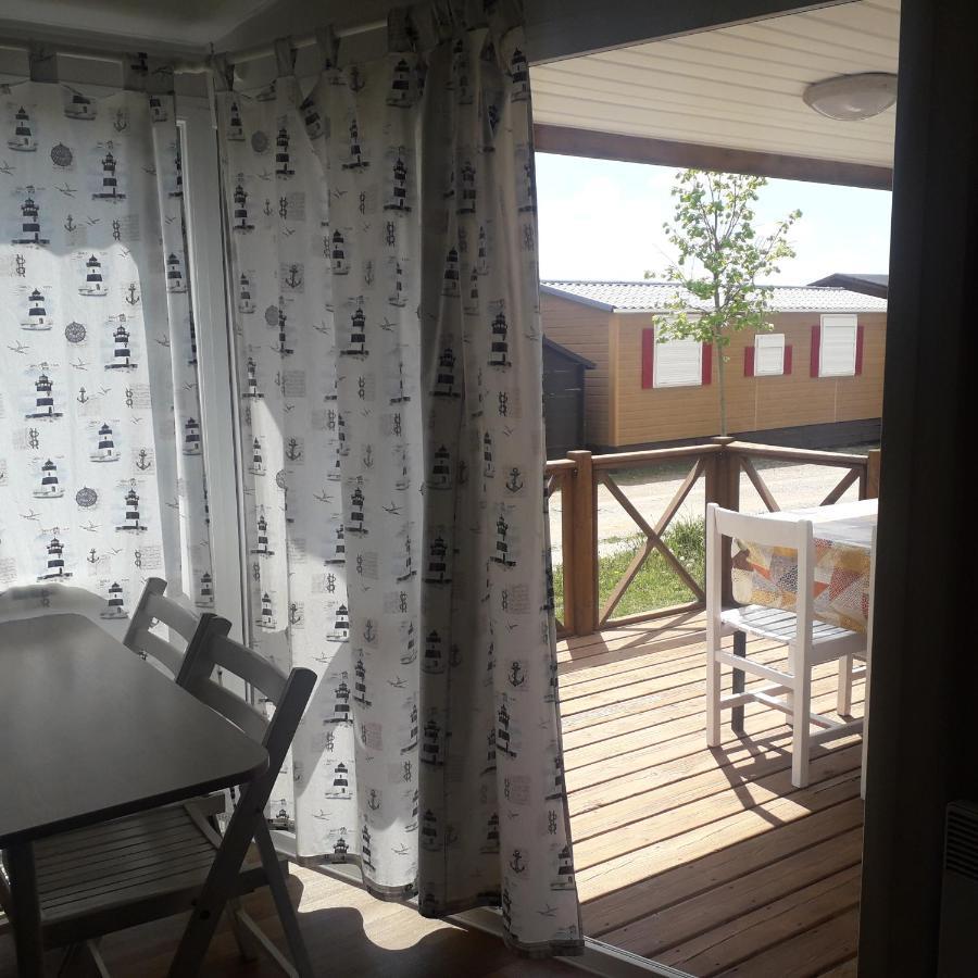 Campalans Hotel Rural Bungalows Mobilhomes Borreda ภายนอก รูปภาพ