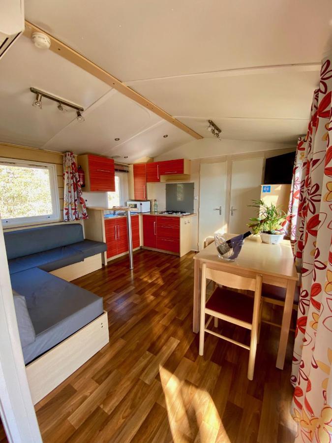 Campalans Hotel Rural Bungalows Mobilhomes Borreda ภายนอก รูปภาพ