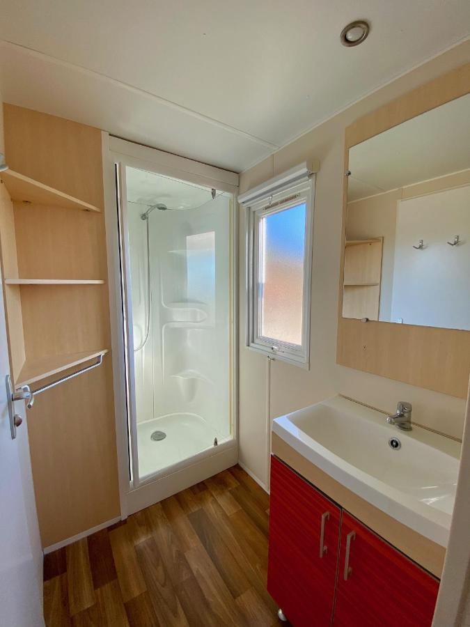 Campalans Hotel Rural Bungalows Mobilhomes Borreda ภายนอก รูปภาพ