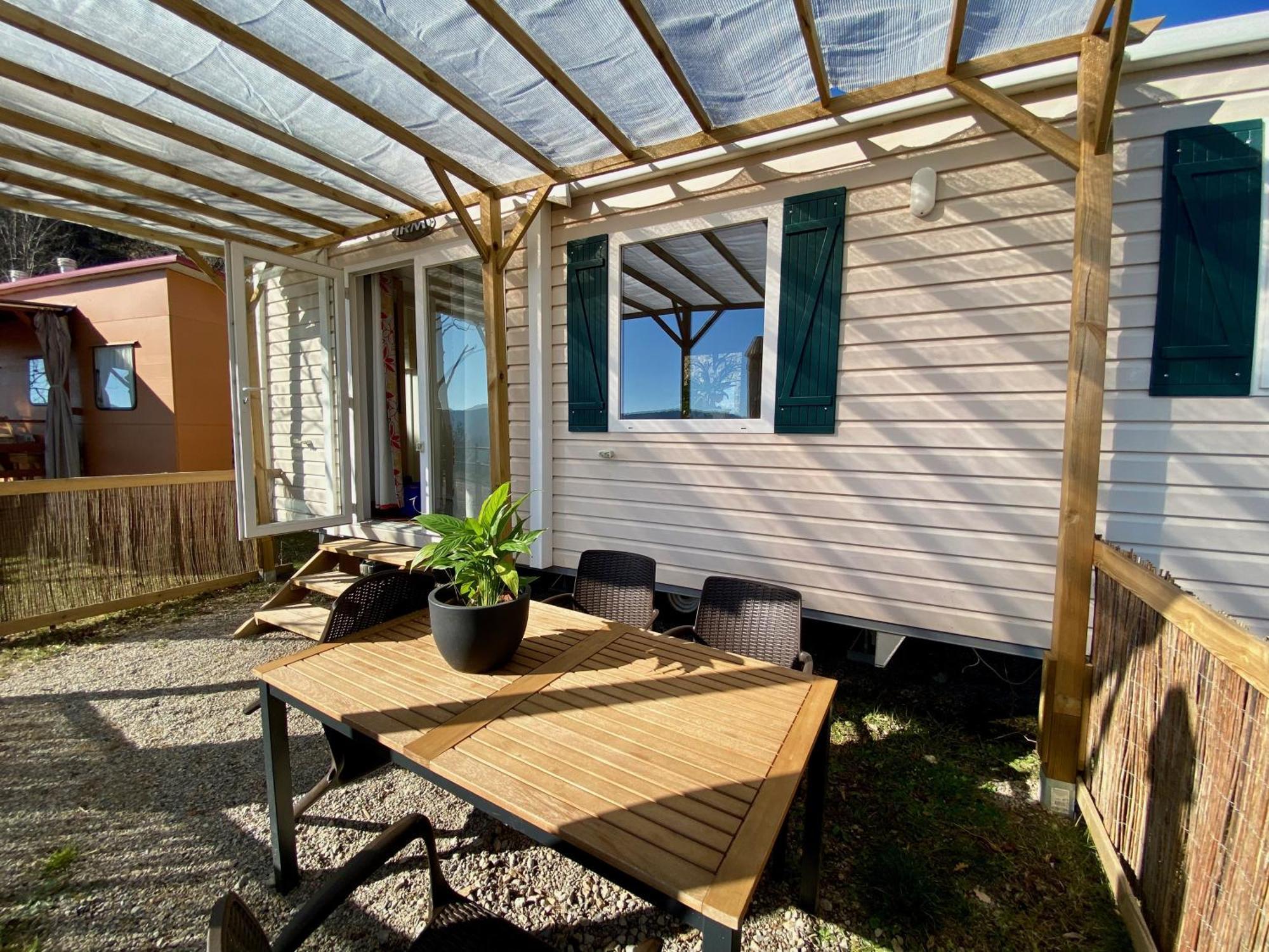 Campalans Hotel Rural Bungalows Mobilhomes Borreda ภายนอก รูปภาพ